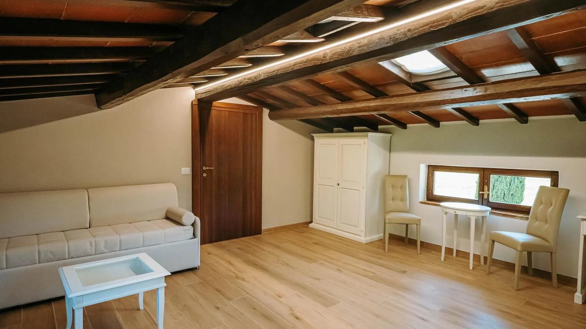 소비씰 Borgo Il Poggiaccio Residenza D'Epoca 게스트하우스