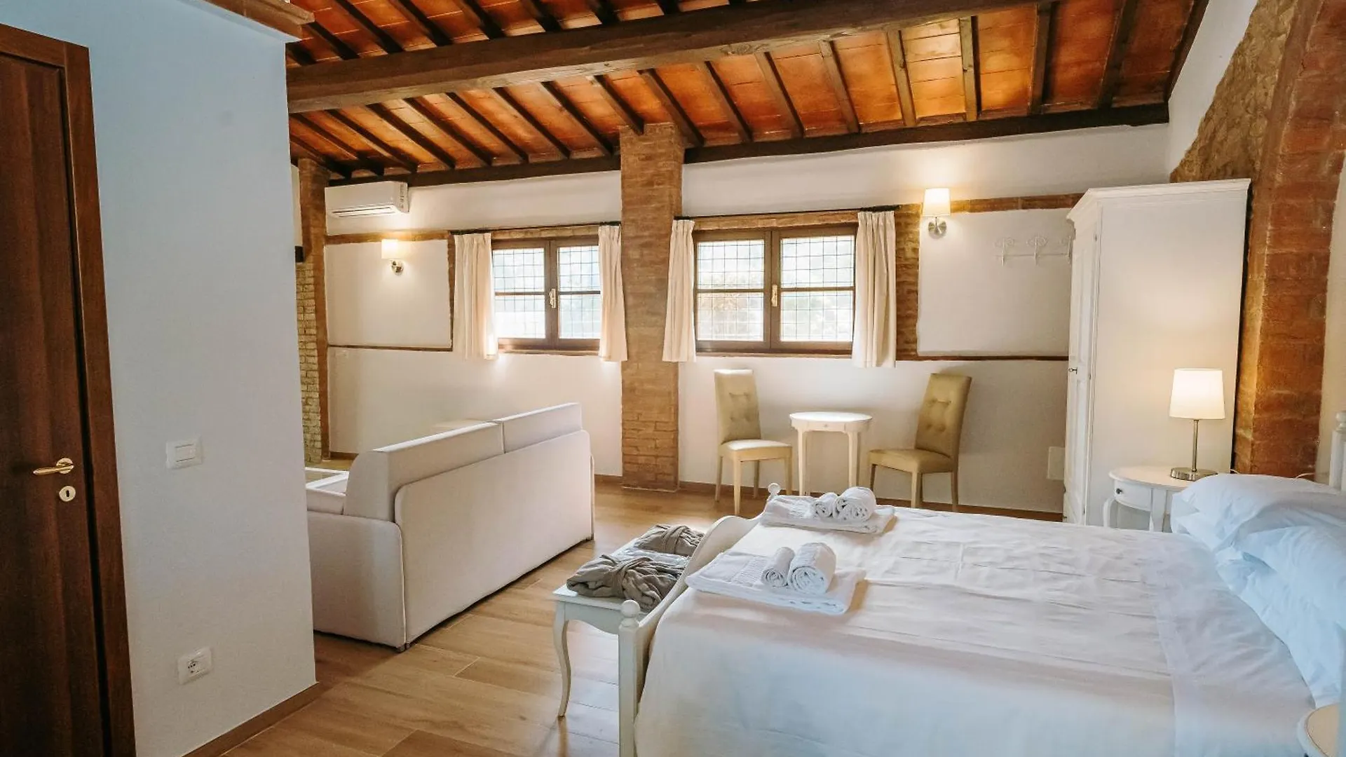 Borgo Il Poggiaccio Residenza D'Epoca Pensionat Sovicille
