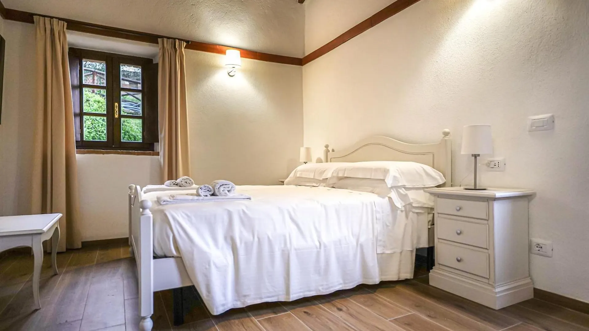 소비씰 Borgo Il Poggiaccio Residenza D'Epoca 게스트하우스 0*,
