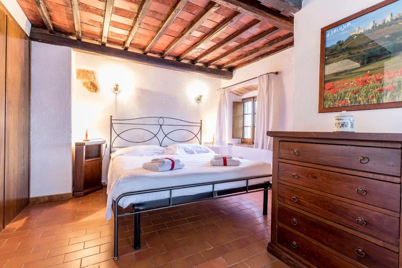 Hostal Borgo Il Poggiaccio Residenza D'Epoca Sovicille Casa rural